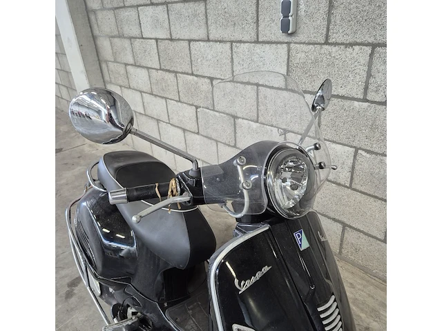 Motorscooter vespa piaggio, gts 300 i.e., bouwjaar 2013 - afbeelding 4 van  23