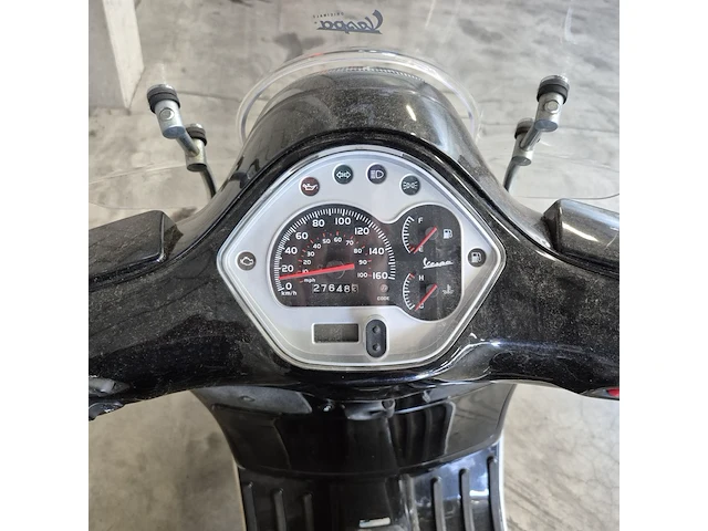 Motorscooter vespa piaggio, gts 300 i.e., bouwjaar 2013 - afbeelding 7 van  23