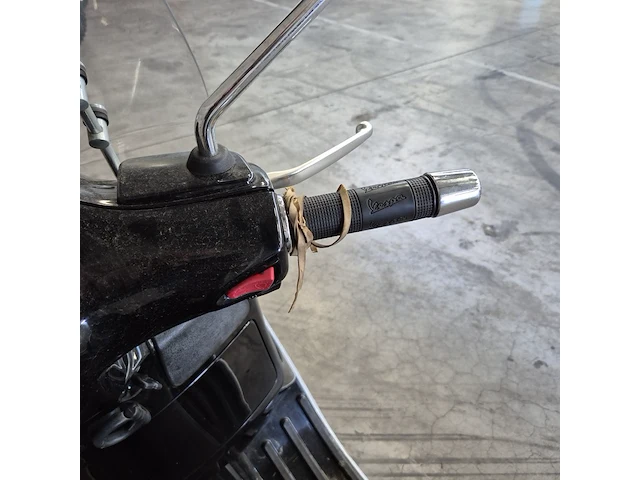 Motorscooter vespa piaggio, gts 300 i.e., bouwjaar 2013 - afbeelding 8 van  23