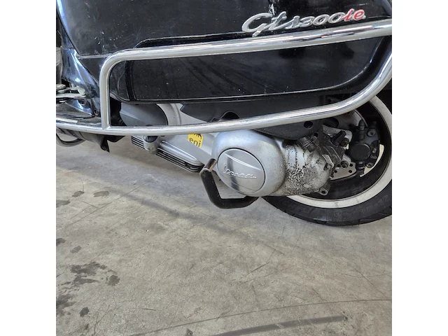 Motorscooter vespa piaggio, gts 300 i.e., bouwjaar 2013 - afbeelding 13 van  23