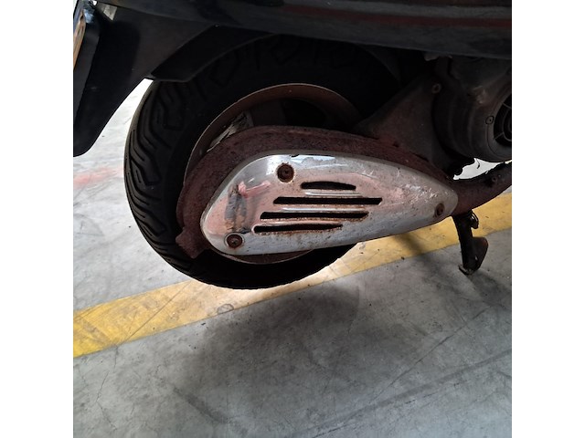 Motorscooter, vespa, px 150, 2006 - afbeelding 2 van  27