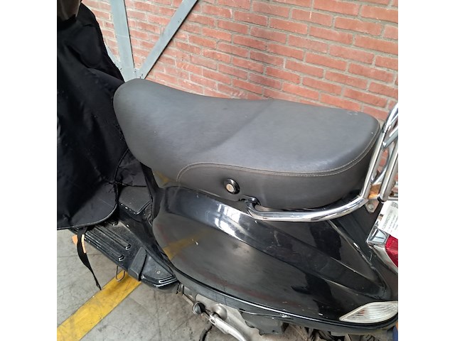Motorscooter, vespa, px 150, 2006 - afbeelding 19 van  27