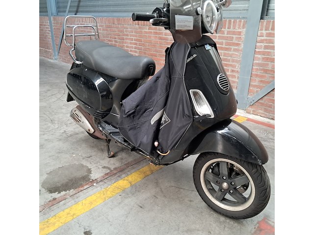 Motorscooter, vespa, px 150, 2006 - afbeelding 12 van  27