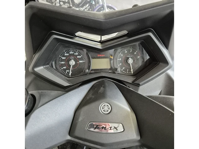 Motorscooter yamaha, scooter 530 tmax abs, bouwjaar 2015 - afbeelding 10 van  30