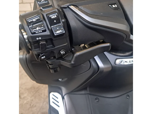 Motorscooter, yamaha, tmax 560, 2020 - afbeelding 3 van  37
