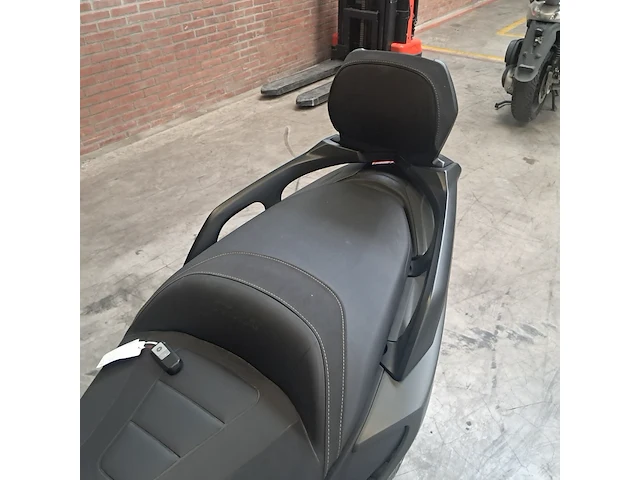 Motorscooter, yamaha, tmax 560, 2020 - afbeelding 13 van  37
