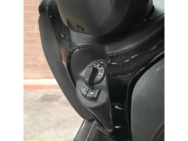 Motorscooter, yamaha, xmax 400 iron max abs, 2019 - afbeelding 17 van  35