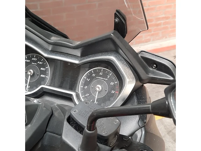 Motorscooter, yamaha, xmax 400 iron max abs, 2019 - afbeelding 24 van  35