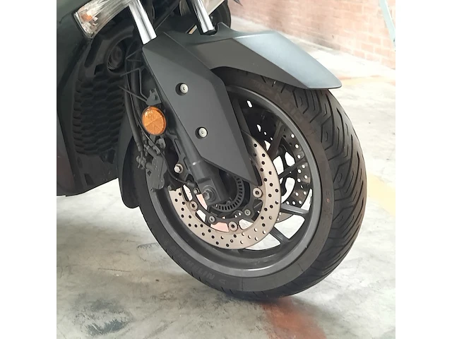 Motorscooter, yamaha, xmax 400 iron max abs, 2019 - afbeelding 26 van  35