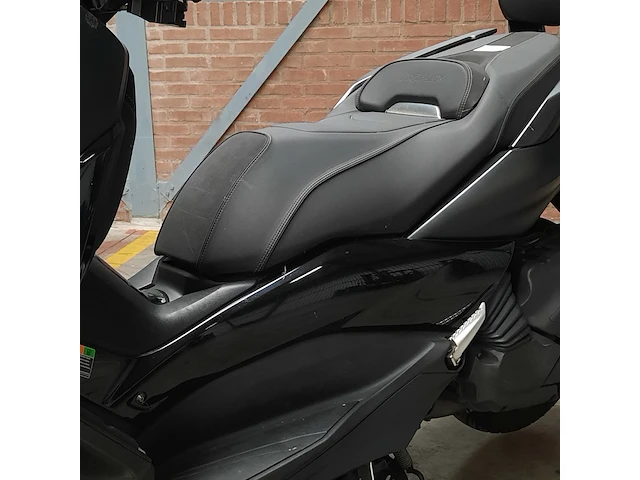 Motorscooter, yamaha, xmax 400 iron max abs, 2019 - afbeelding 33 van  35