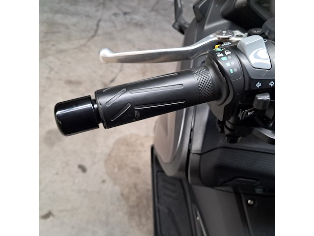 Motorscooter, yamaha, xp 500, 2015 - afbeelding 39 van  48