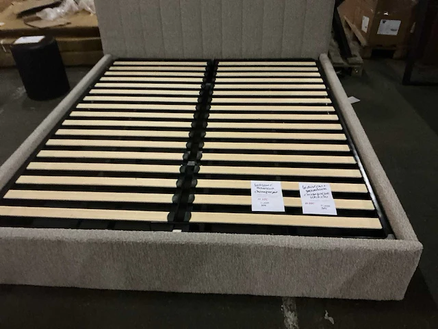 Mountain bedframe - afbeelding 2 van  4