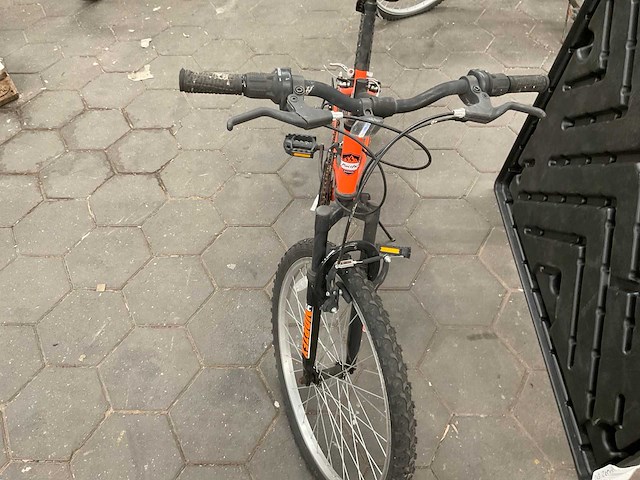 Mountain sport mountainbike - afbeelding 3 van  3