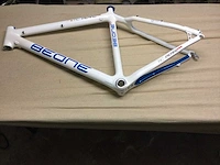 Mountainbike beone carbon frame - afbeelding 1 van  9