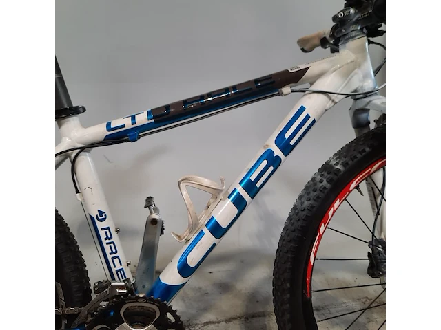 Mountainbike, cube, ltd race - afbeelding 8 van  16