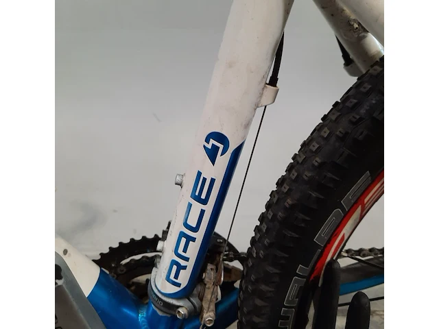 Mountainbike, cube, ltd race - afbeelding 11 van  16