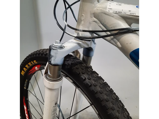 Mountainbike, cube, ltd race - afbeelding 13 van  16