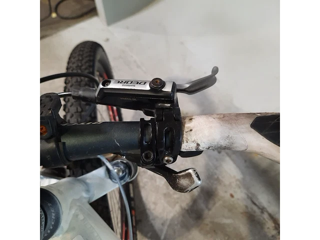 Mountainbike, cube, ltd race - afbeelding 16 van  16