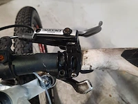 Mountainbike, cube, ltd race - afbeelding 16 van  16