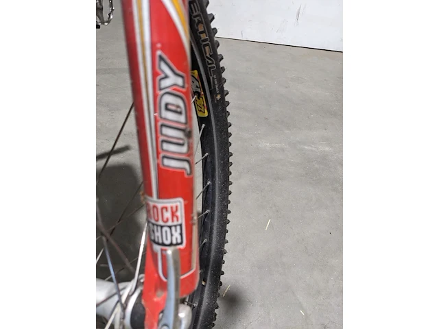 Mountainbike cube - afbeelding 9 van  21