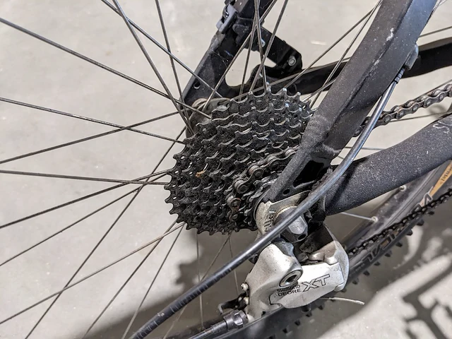 Mountainbike cube - afbeelding 17 van  21