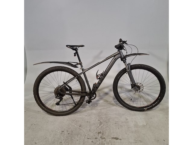 Mountainbike, cube - afbeelding 1 van  14