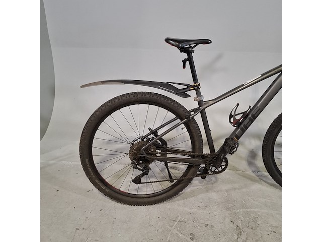 Mountainbike, cube - afbeelding 7 van  14