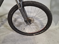 Mountainbike, cube - afbeelding 10 van  14