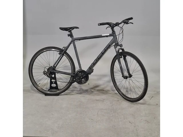 Mountainbike, focus, cross - afbeelding 1 van  15