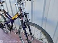 Mountainbike giant , box shock, paars/blauw - afbeelding 2 van  7