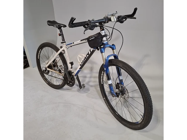 Mountainbike giant - afbeelding 13 van  19