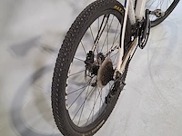 Mountainbike giant - afbeelding 16 van  19