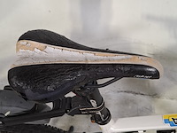 Mountainbike, giant - afbeelding 15 van  17