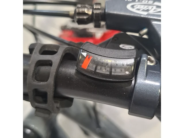 Mountainbike, k2 - afbeelding 13 van  15