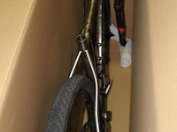 Mountainbike. nog af te bouwen. incompleet - afbeelding 2 van  5