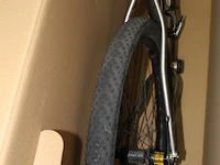 Mountainbike. nog af te bouwen. incompleet - afbeelding 3 van  5