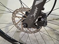 Mountainbike, river, 900 woman l - afbeelding 9 van  19