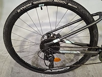 Mountainbike, river, 900 woman l - afbeelding 14 van  19