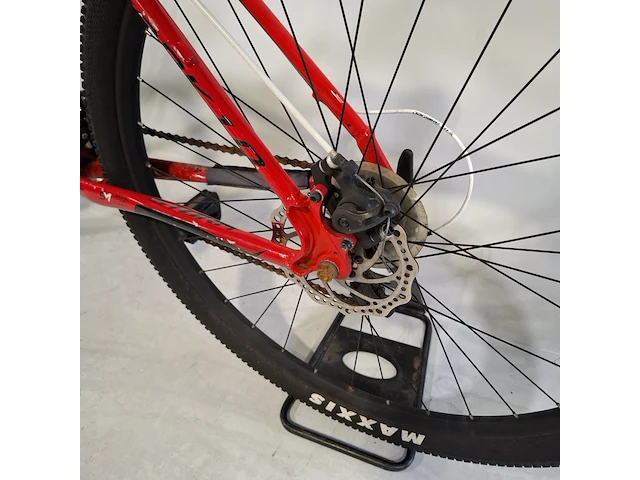 Mountainbike storm, shark - afbeelding 11 van  20