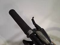 Mountainbike, storm, shark - afbeelding 13 van  20