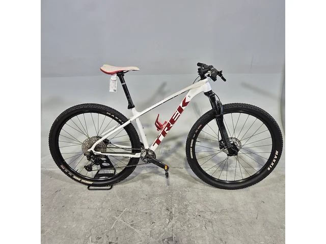 Mountainbike, trek, xcaliber - afbeelding 1 van  18