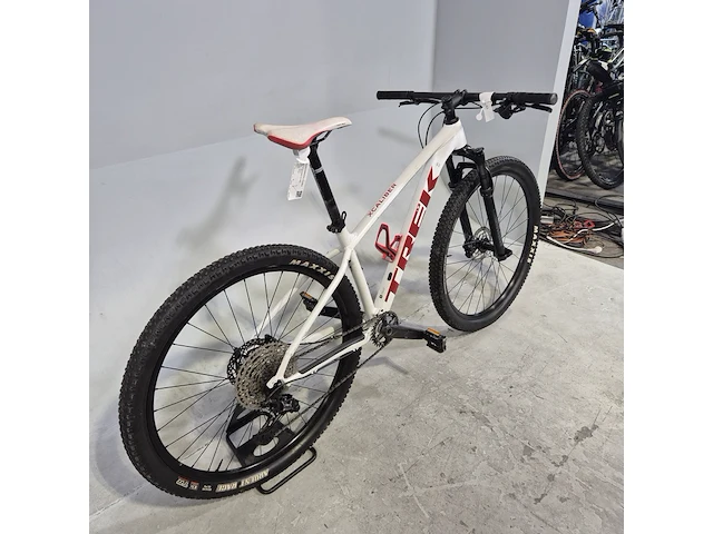 Mountainbike, trek, xcaliber - afbeelding 11 van  18