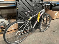 Mountainbike - afbeelding 2 van  4