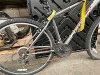 Mountainbike - afbeelding 3 van  4