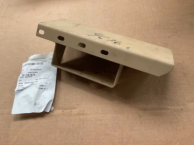 Mounting bracket - afbeelding 2 van  5