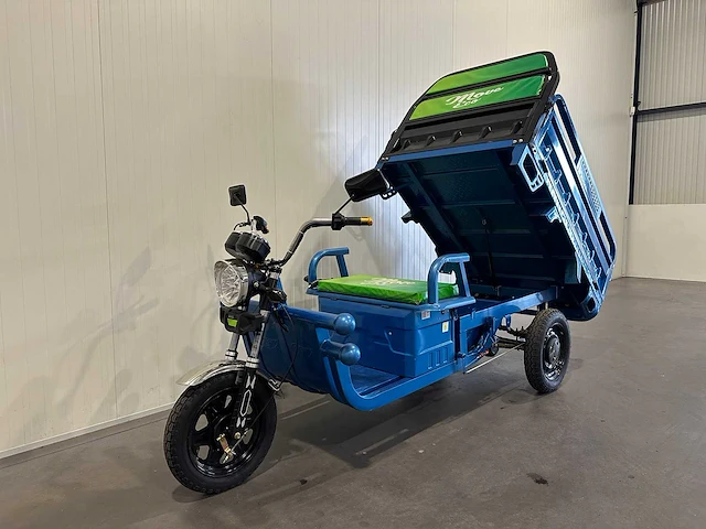 Move eco - 2022 - cargo 500 - tweewielaangedreven landbouwtractor - afbeelding 1 van  15