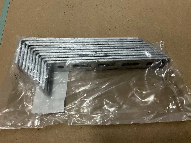 Mp bolagen 901z gegalvaniseerde metalen hoekbeugel (640x) - afbeelding 1 van  4