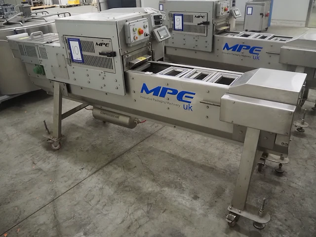 Mpe - afbeelding 1 van  21