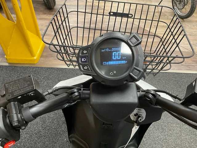 Mpi express ebike brommer - afbeelding 11 van  12