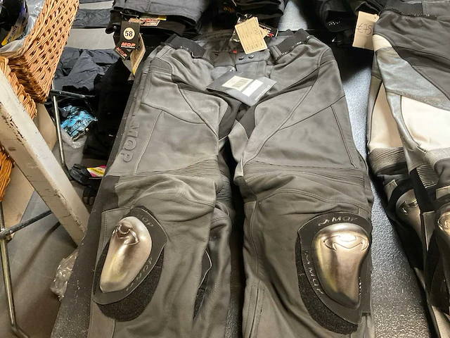 Mqp motorbroek zwart/grijs maat 56 (3x) - afbeelding 1 van  6